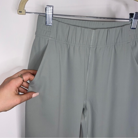 Aritzia The Group by Babaton Weekender Pant - Picture 5 of 10